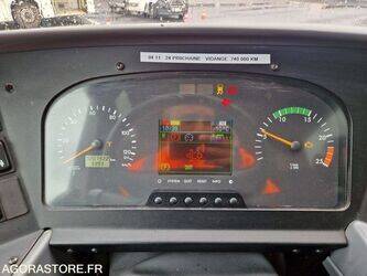 2015-mercedes-benz-tourismo-1459119-47595865