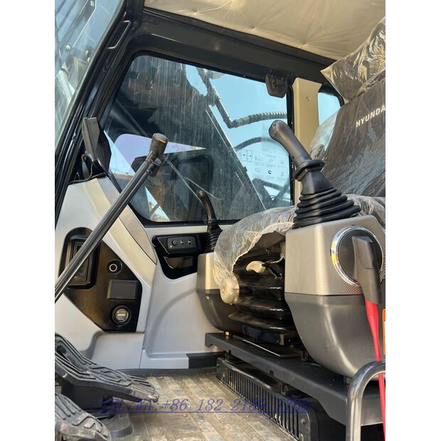 2025 Hyundai 220HD-47596846