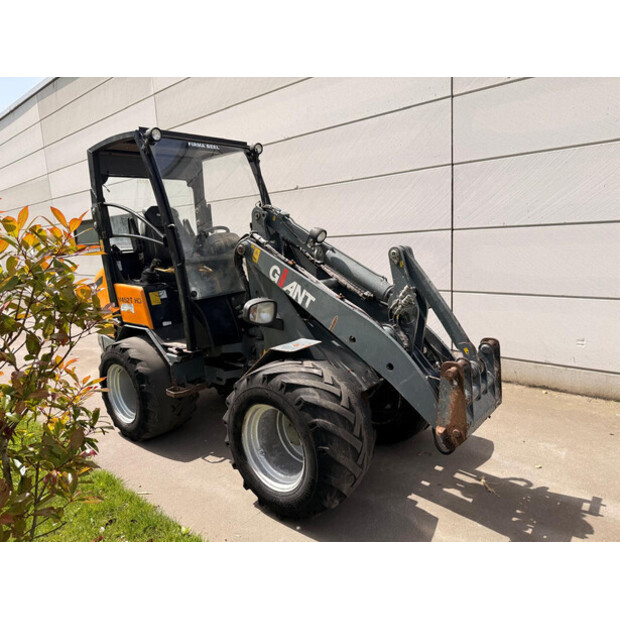 2012 GiANT V452T HD-47599978