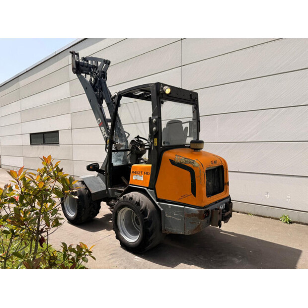 2012 GiANT V452T HD-47599980