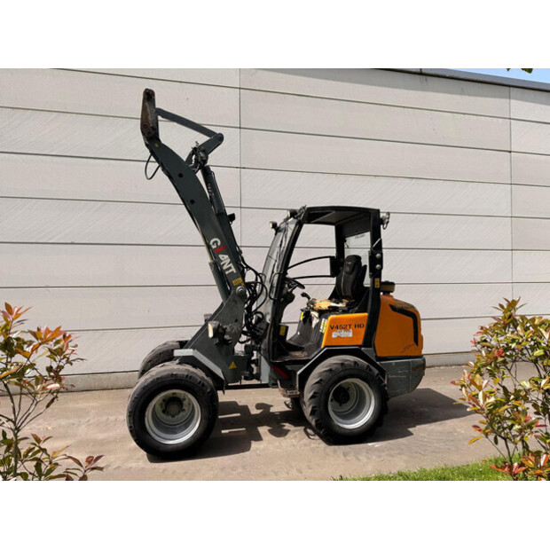 2012 GiANT V452T HD-47599981