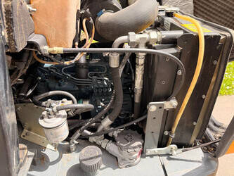 2012-giant-v452t-hd-47599987