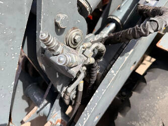 2012-giant-v452t-hd-47599990