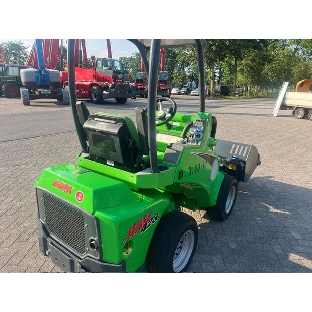 2019 Avant-47604665