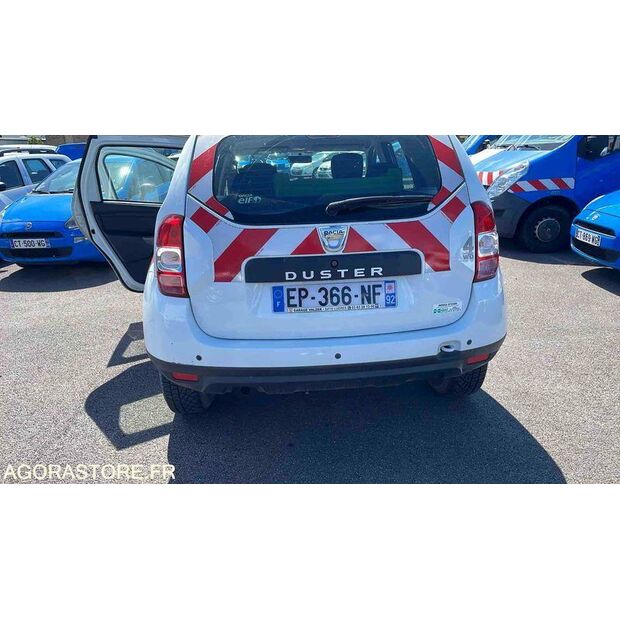 2017 Dacia DUSTER-47611846