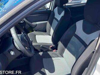 2017-dacia-duster-1459515-47611852