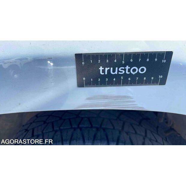 2017 Dacia DUSTER-47611855