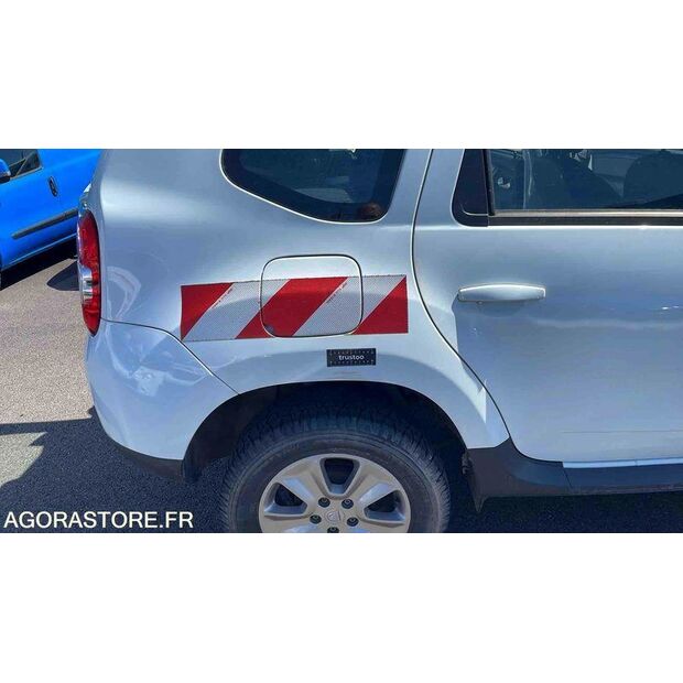 2017 Dacia DUSTER-47611859