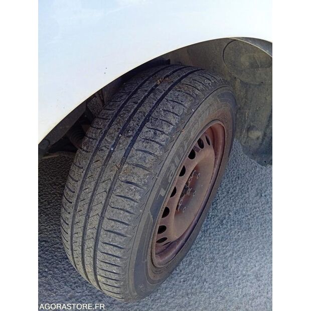 2019 رينو Kangoo-47611895