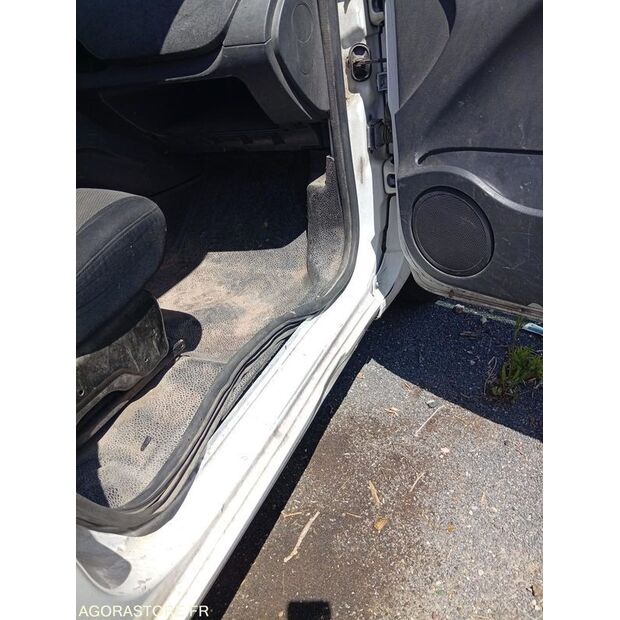 2019 رينو Kangoo-47611907