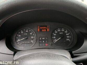 2011-dacia-logan-1459523-47612045