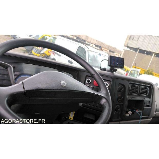 2003 Renault PREMIUM-47612187
