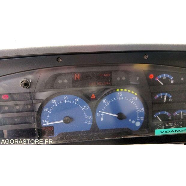 2003 Renault PREMIUM-47612190