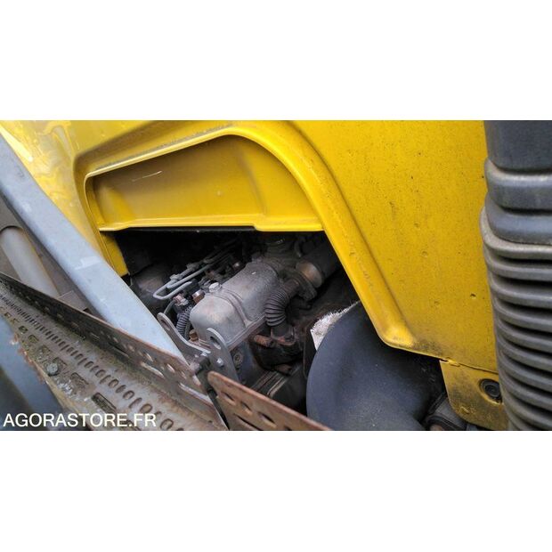 2003 Renault PREMIUM-47612206