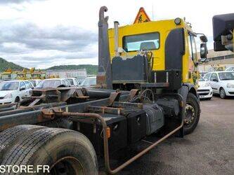 2002-renault-premium-1459533-47612293