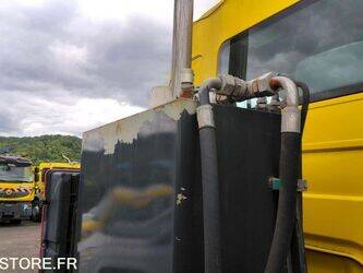 2002-renault-premium-1459533-47612295