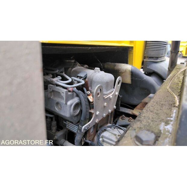 2002 Renault PREMIUM-47612311