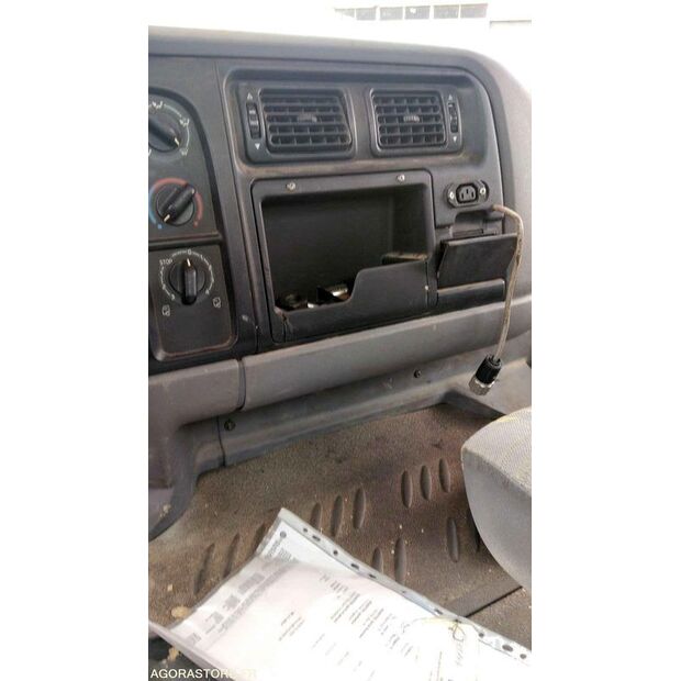 2002 Renault PREMIUM-47612316