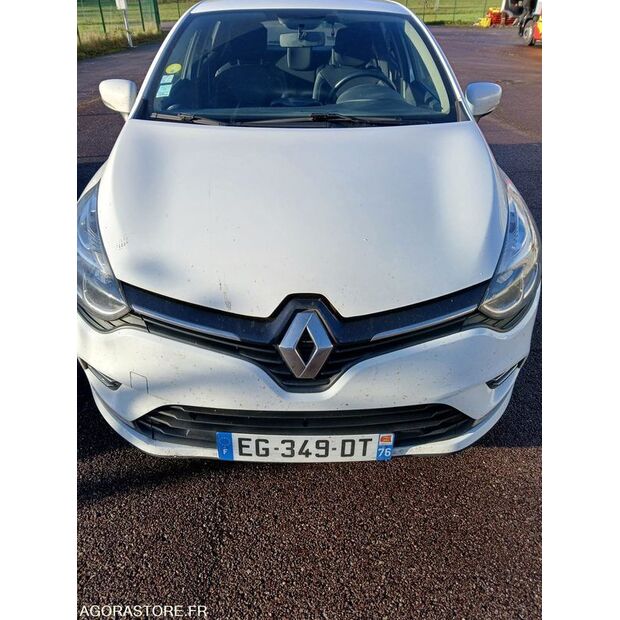 2016 Renault Clio-47612344