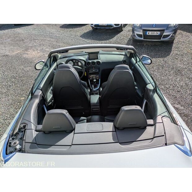2012 Peugeot 308 CC-47612378