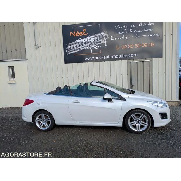 2012 Peugeot 308 CC-47612383