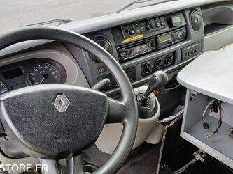 2010-renault-master-1459537-47612419