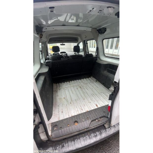 2014 Renault Kangoo-47612447