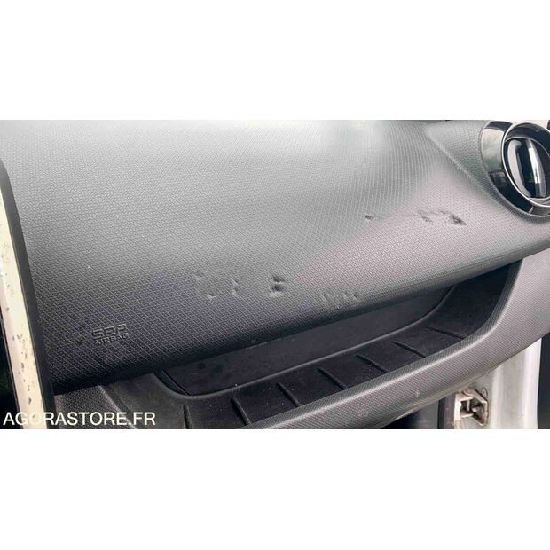 2014 رينو Clio-47612476