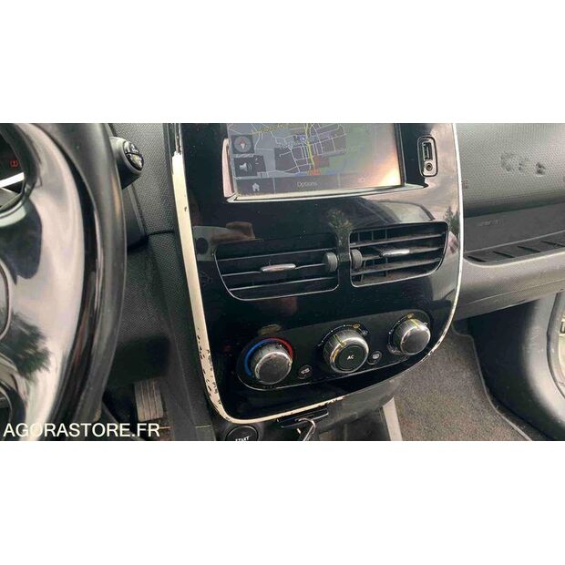 2014 رينو Clio-47612479