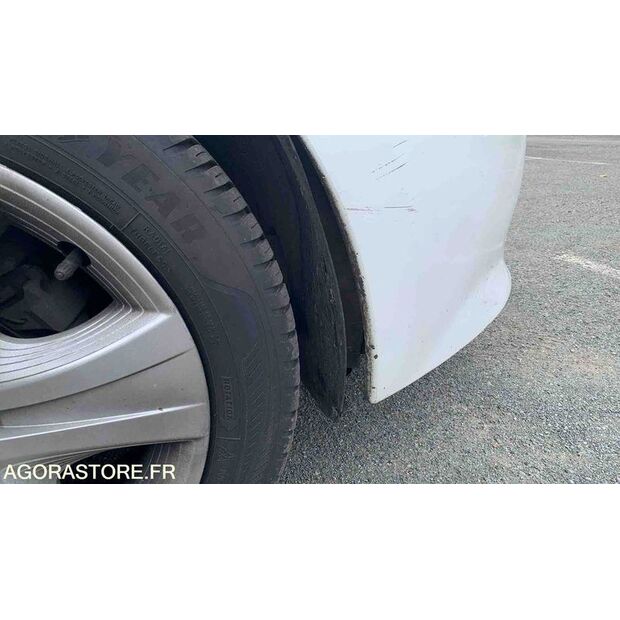 2014 رينو Clio-47612494