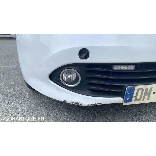 2014 رينو Clio-47612496