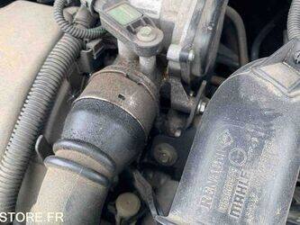 2014-renault-clio-1459540-47612502