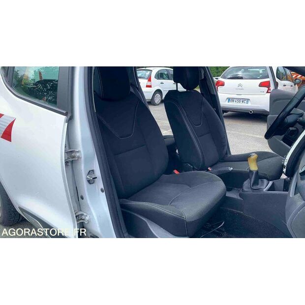 2014 رينو Clio-47612510