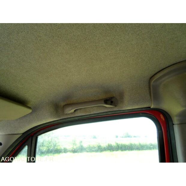 2000 Renault Master-47612589