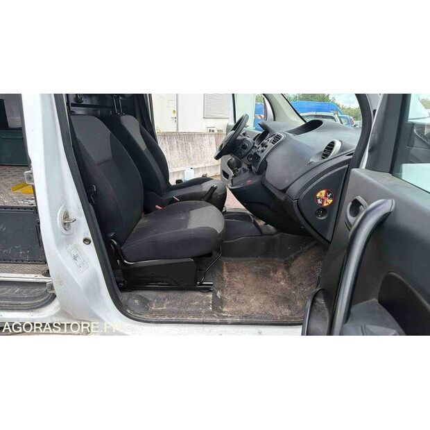 2019 Renault Kangoo-47612655