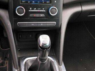 2019-renault-megane-1459544-47612708