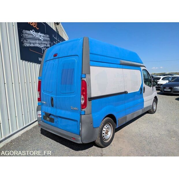 2010 Renault Trafic-47612786