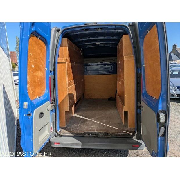 2010 Renault Trafic-47612791
