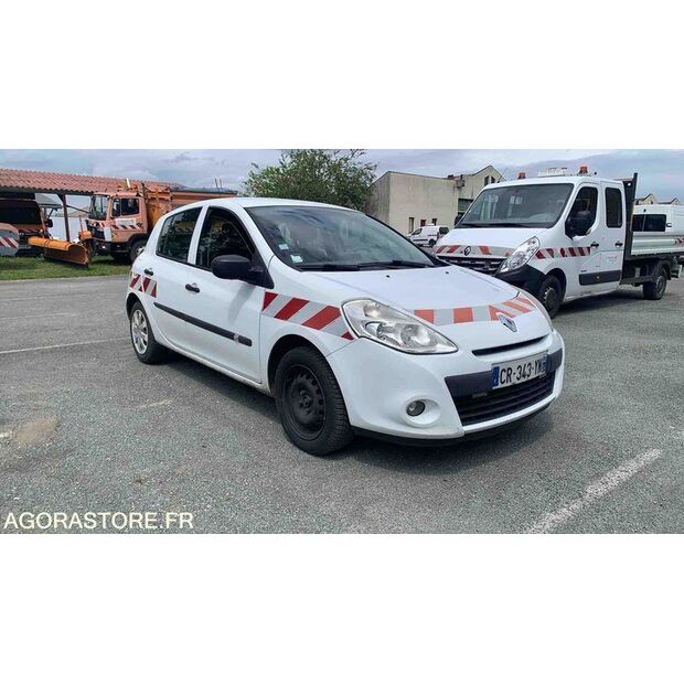 2013 Renault Clio-47612829