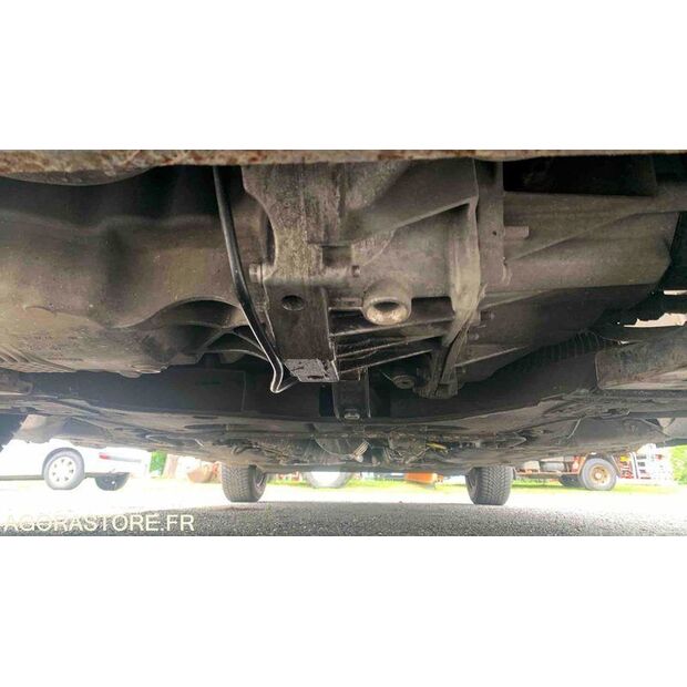 2013 Renault Clio-47612833