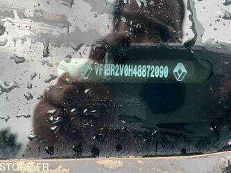 2013-renault-clio-1459548-47612852