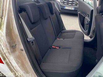 2013-renault-clio-1459548-47612855