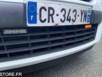 2013-renault-clio-1459548-47612864