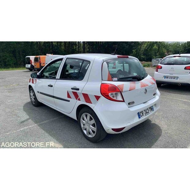 2013 Renault Clio-47612877