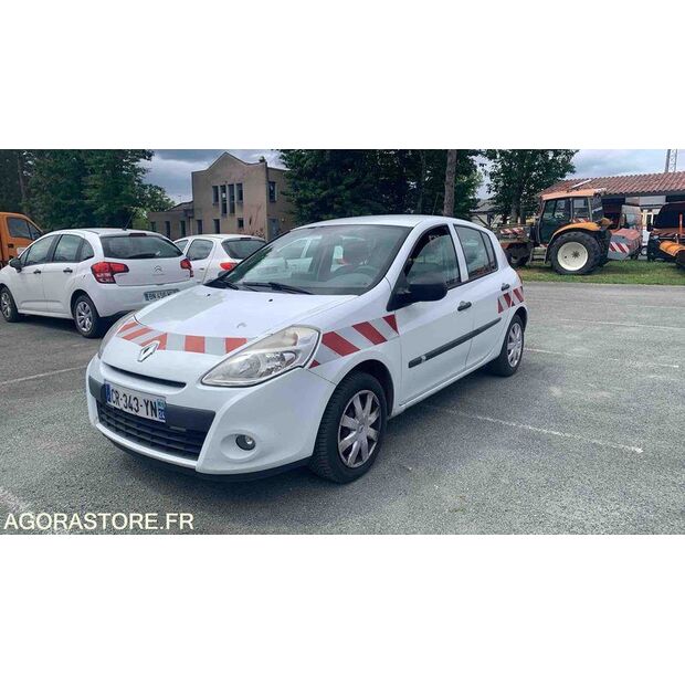 2013 Renault Clio-47612878