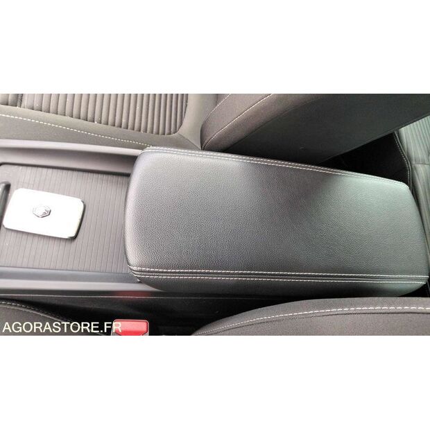 2022 Renault Megane-47612931