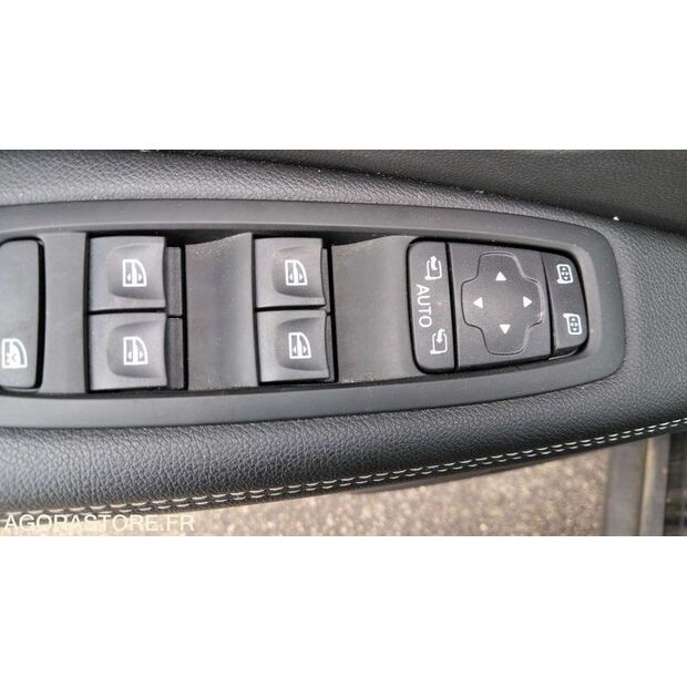 2022 Renault Megane-47612932
