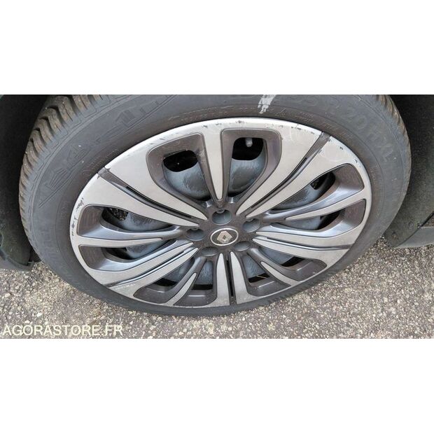 2022 Renault Megane-47612934