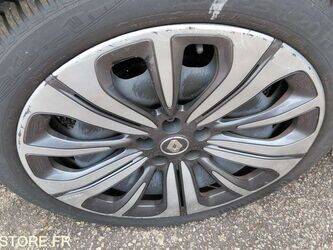 2022-renault-megane-1459550-47612934