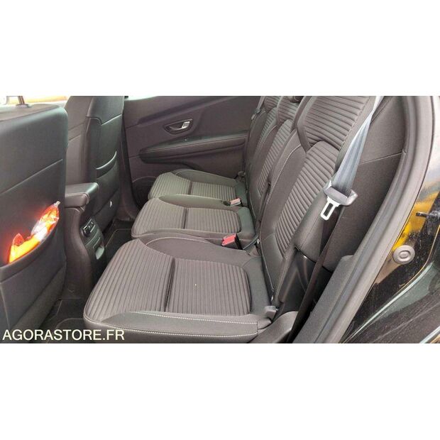 2022 Renault Megane-47612937